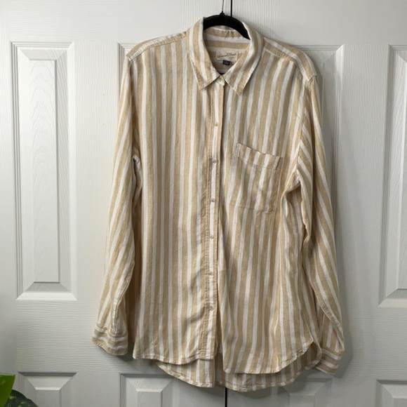 Universal Thread Womens Tan & White Striped Long Sleeve Button Down  Size M - Picture 2 of 11